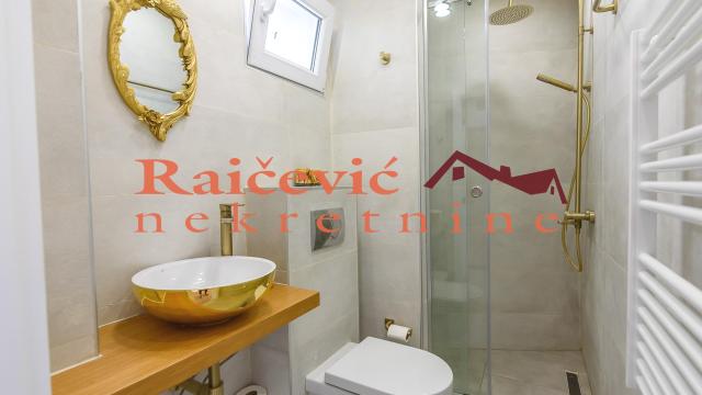 Stan, Dvosoban, Prodaja, 44m2, Centar, Stari grad, Marsala Birjuzova