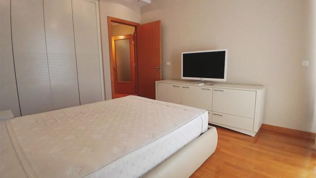 Stan, Trosoban, Izdavanje, 100m2, Svetogorska