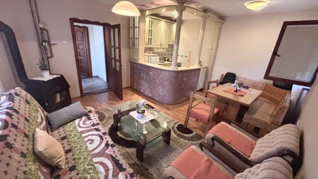 Stan, Dvosoban, Izdavanje, 52m2, Mali Leskovac