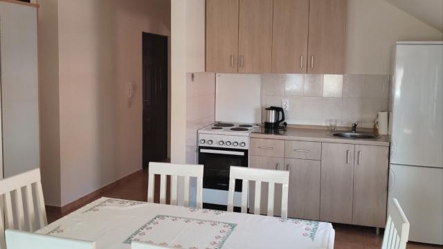 Stan, Dvosoban, Izdavanje, 46m2, Zage Malivuk