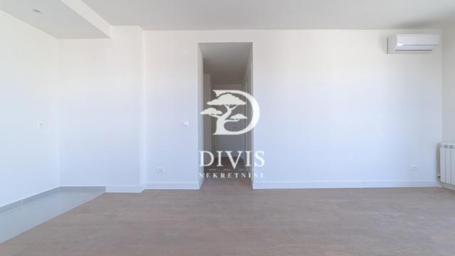 Stan, Trosoban, Prodaja, 79m2, BW Iris