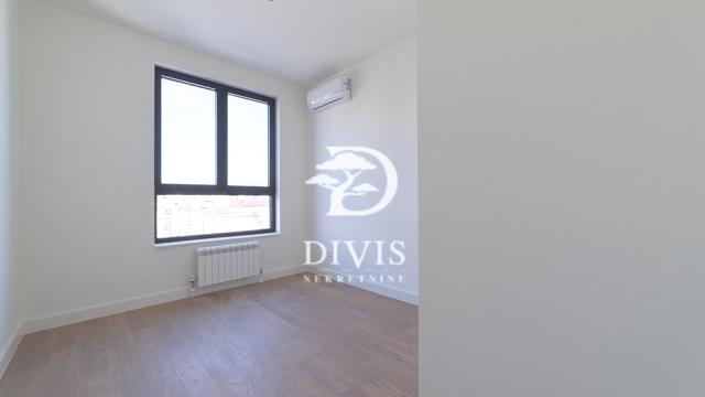 Stan, Trosoban, Prodaja, 79m2, BW Iris