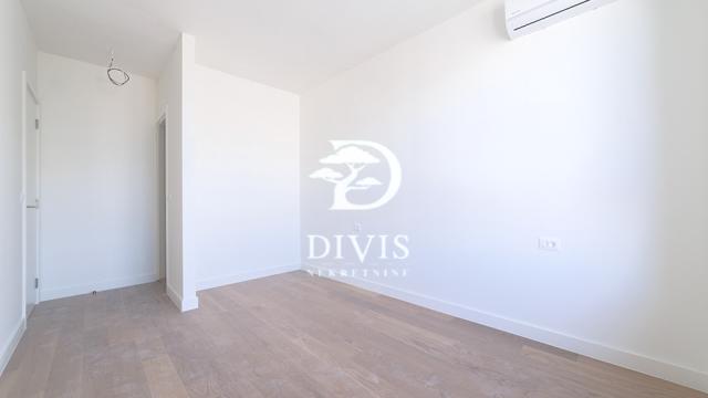 Stan, Trosoban, Prodaja, 79m2, BW Iris