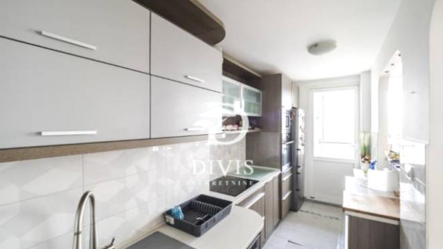 Stan, četvoroiposoban, Prodaja, 121m2, Bulevar Arsenija Čarnojevića