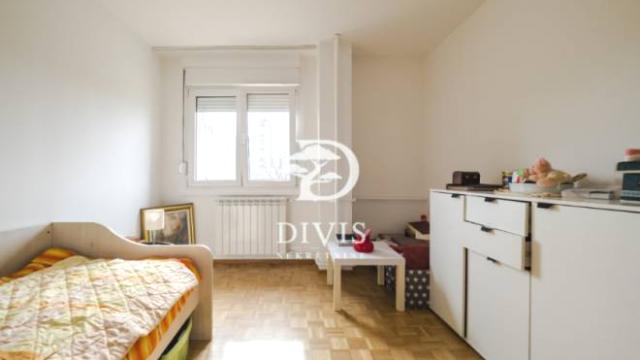 Stan, četvoroiposoban, Prodaja, 121m2, Bulevar Arsenija Čarnojevića