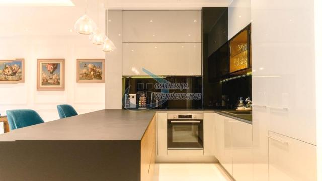 Stan, Dvosoban, Prodaja, 131m2, Dedinje, Savski venac, Neznanog junaka