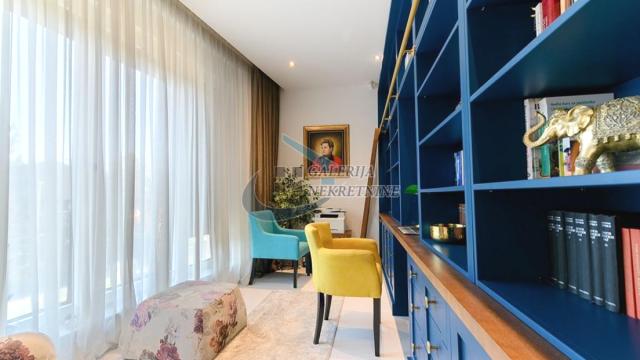 Stan, Dvosoban, Prodaja, 131m2, Dedinje, Savski venac, Neznanog junaka