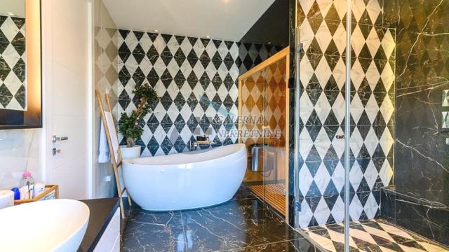 Stan, Dvosoban, Prodaja, 131m2, Dedinje, Savski venac, Neznanog junaka