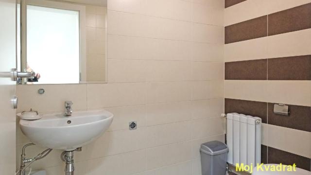 Poslovni prostor, Trosoban, Izdavanje, 195m2, Centar, Stari grad, Generala Lešjanina