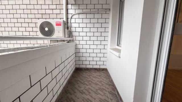 Poslovni prostor, četvorosoban, Izdavanje, 73m2, Antifašističke borbe