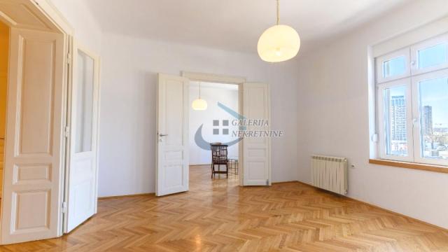 Stan, četvoroiposoban, Izdavanje, 110m2, Savamala, Stari grad, Karađorđeva