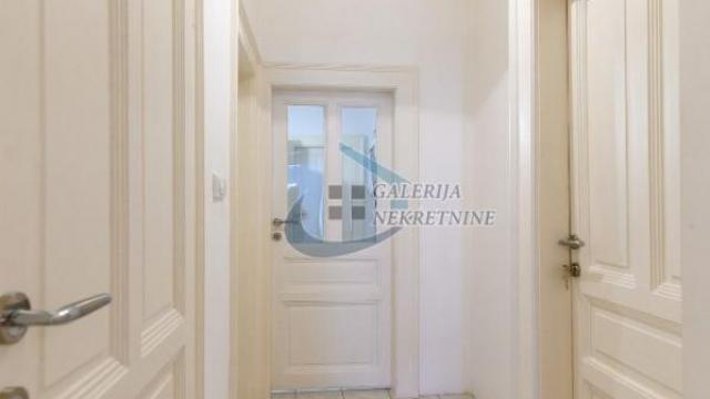 Stan, četvoroiposoban, Izdavanje, 110m2, Savamala, Stari grad, Karađorđeva