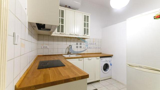 Stan, četvoroiposoban, Izdavanje, 110m2, Savamala, Stari grad, Karađorđeva