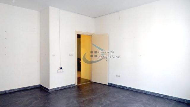 Stan, četvorosoban, Izdavanje, 130m2, Profesorska kolonija, Palilula, Stojana Novakovića