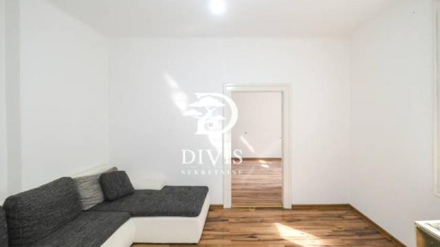 Stan, Trosoban, Prodaja, 68m2, Maksima Gorkog