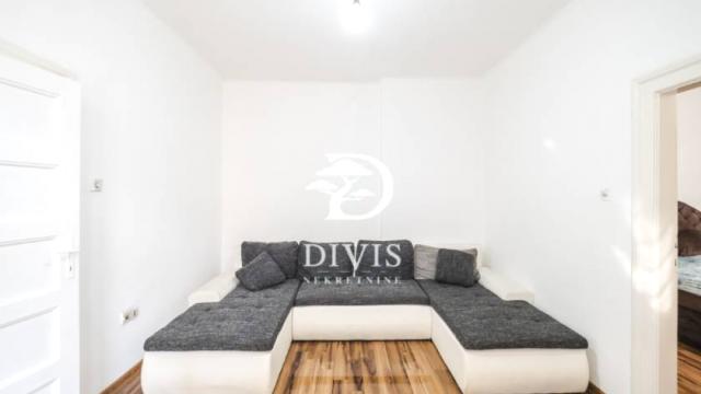 Stan, Trosoban, Prodaja, 68m2, Maksima Gorkog