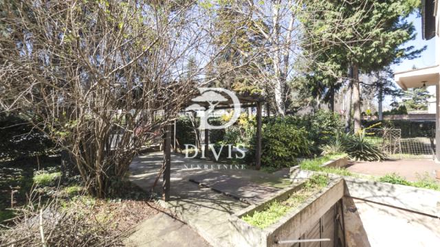 Kuća, Trosoban, Prodaja, 103m2, Neznanog junaka