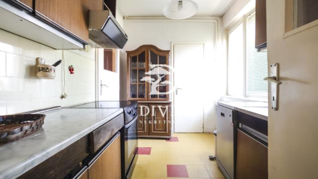 Kuća, Trosoban, Prodaja, 103m2, Neznanog junaka