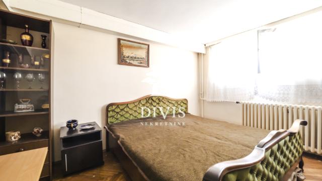 Kuća, Trosoban, Prodaja, 103m2, Neznanog junaka