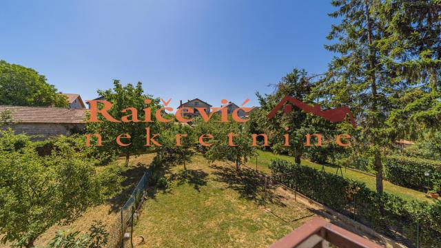 Kuća, Petosoban, Prodaja, 220m2, Rušanj, Čukarica, Beogradska 1 deo