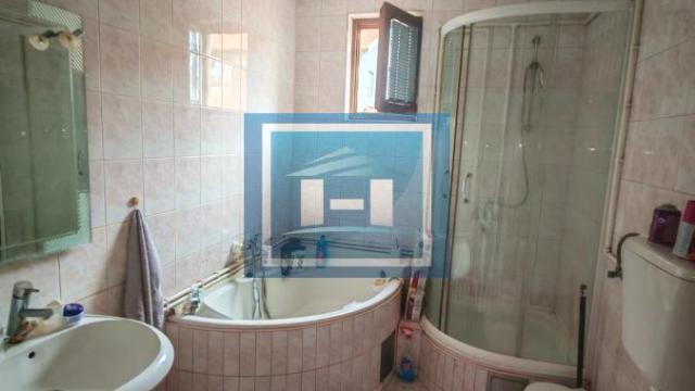 Kuća, Prodaja, 420m2, Gloždak, Gradska lokacija, Paraćin