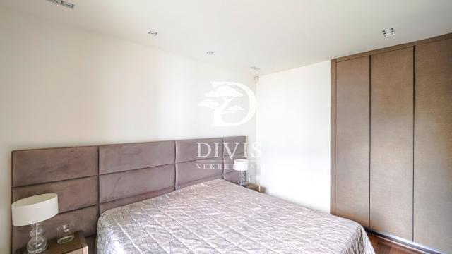 Stan, četvorosoban, Izdavanje, 234m2, Serdar Jola