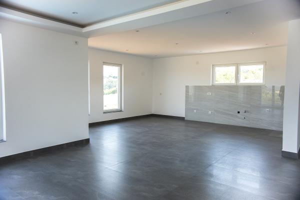 prodaja, kuca,
sopot-beograd, 905572, trosoban-kastaljanska