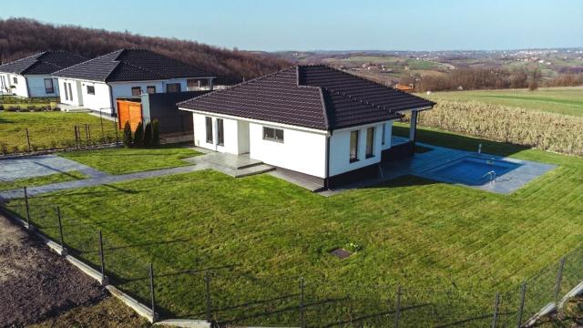 Kuća, Trosoban, Prodaja, 136m2, Sopot, Kastaljanska