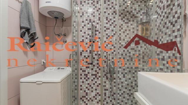 Stan, Dvosoban, Prodaja, 63m2, Čubura, Vračar, Sumatovacka