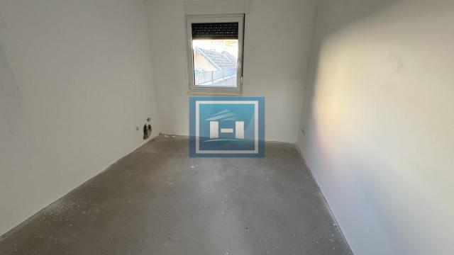 Stan, Dvoiposoban, Prodaja, 60m2, Centar, Gradska lokacija, Ćuprija