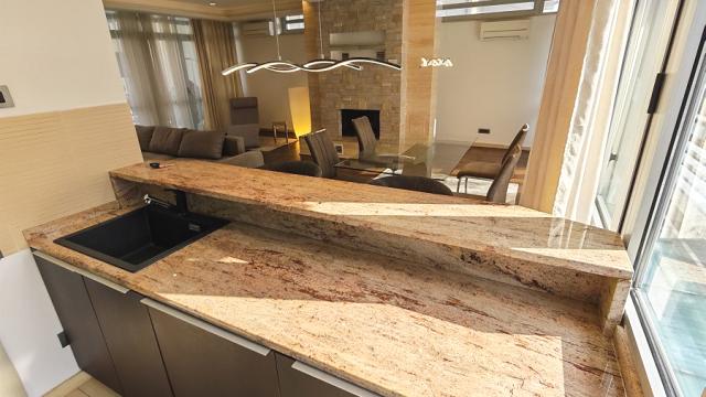 Stan, Trosoban, Izdavanje, 146m2, Velisava Vulovića