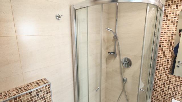 Stan, Trosoban, Izdavanje, 146m2, Velisava Vulovića