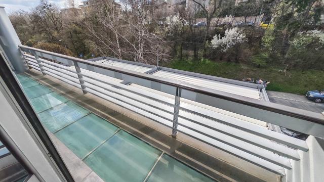 Stan, Trosoban, Izdavanje, 146m2, Velisava Vulovića