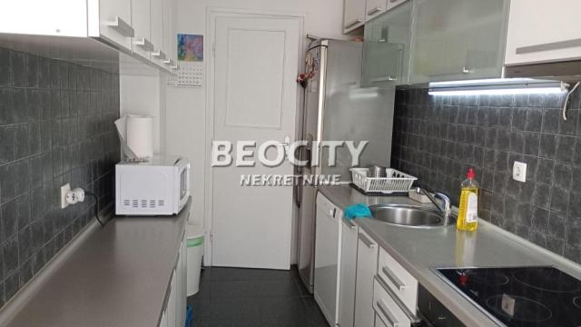 Stan, Trosoban, Prodaja, 69m2, Južni bulevar, Vračar, Šumatovačka