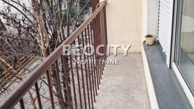 Stan, Trosoban, Prodaja, 69m2, Južni bulevar, Vračar, Šumatovačka