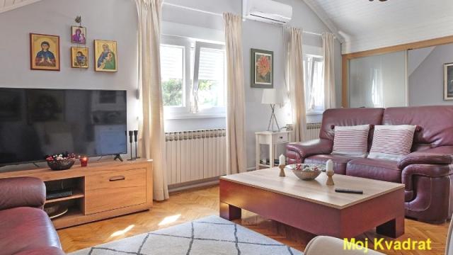 Stan, četvorosoban, Prodaja, 100m2, Zemun polje, Zemun, Pere Kosorića