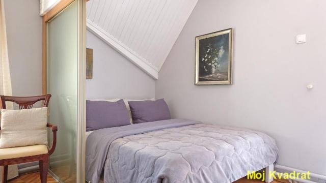 Stan, četvorosoban, Prodaja, 100m2, Zemun polje, Zemun, Pere Kosorića