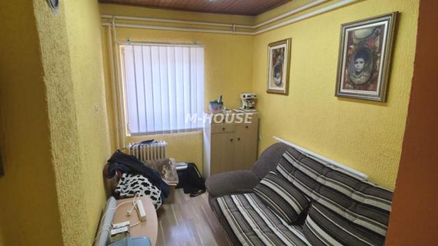 Kuća, Prodaja, 191m2, Mlake, Gradska lokacija, Sombor