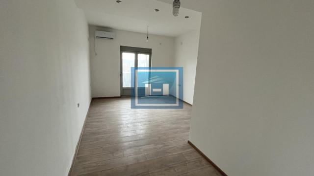 Stan, Garsonjera, Prodaja, 31m2, Centar, Gradska lokacija, Paraćin