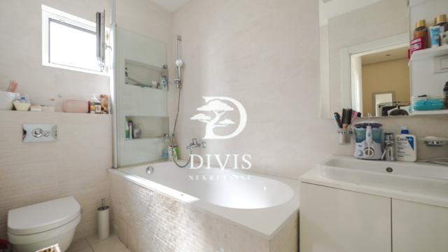 Stan, četvorosoban, Prodaja, 129m2, Vojvode Micka Krstića