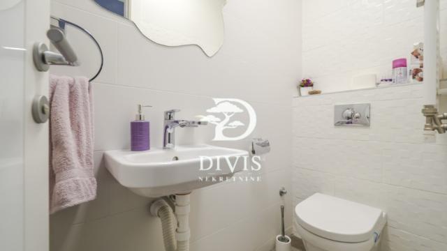 Stan, četvorosoban, Prodaja, 129m2, Vojvode Micka Krstića