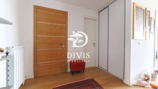 Stan, četvorosoban, Prodaja, 107m2, Kneza Miloša