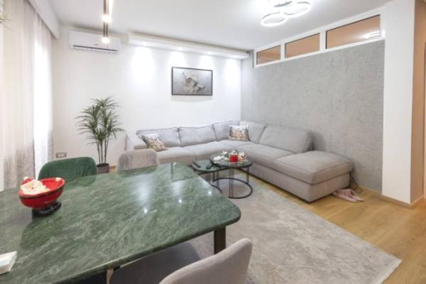 prodaja, stanova,
beograd, 1072001, trosoban-juzni-bulevar