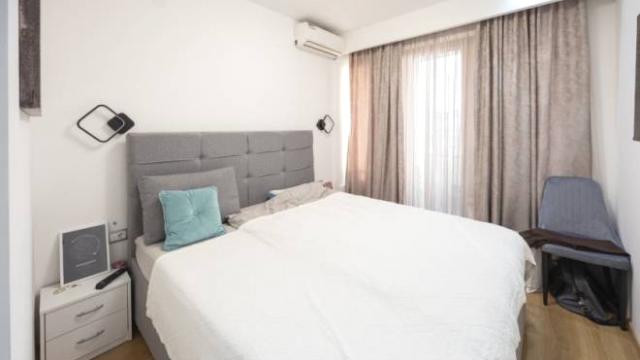 Stan, Trosoban, Prodaja, 60m2, Južni bulevar