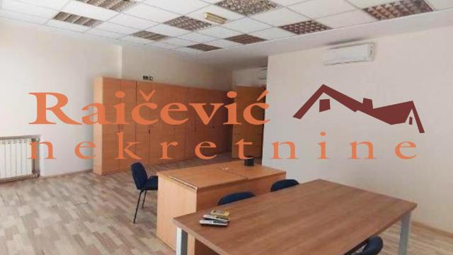 Poslovni prostor, Petosoban, Izdavanje, 210m2, Centar, Savski venac, Brankova