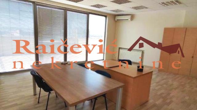 Poslovni prostor, Petosoban, Izdavanje, 210m2, Centar, Savski venac, Brankova