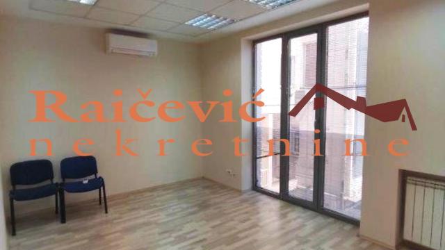 Poslovni prostor, Petosoban, Izdavanje, 210m2, Centar, Savski venac, Brankova