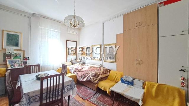 Stan, Troiposoban, Prodaja, 84m2, Hram svetog Save, Vračar, Mačvanska