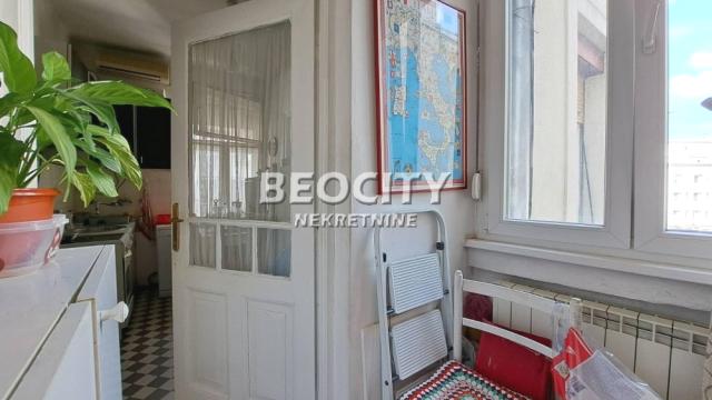 Stan, Troiposoban, Prodaja, 84m2, Hram svetog Save, Vračar, Mačvanska