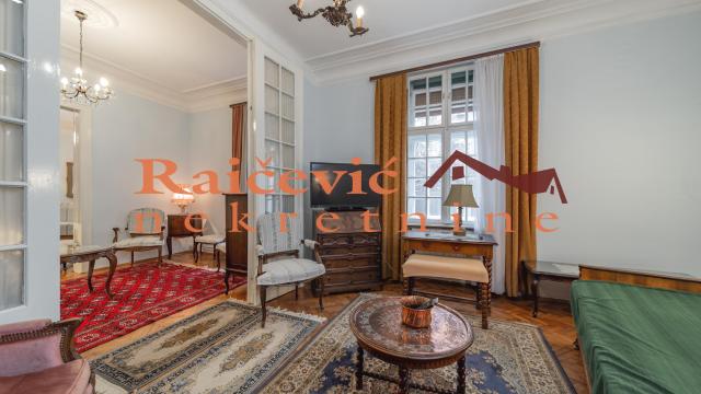 Stan, četvoroiposoban, Prodaja, 120m2, Centar, Stari grad, Hilandarska